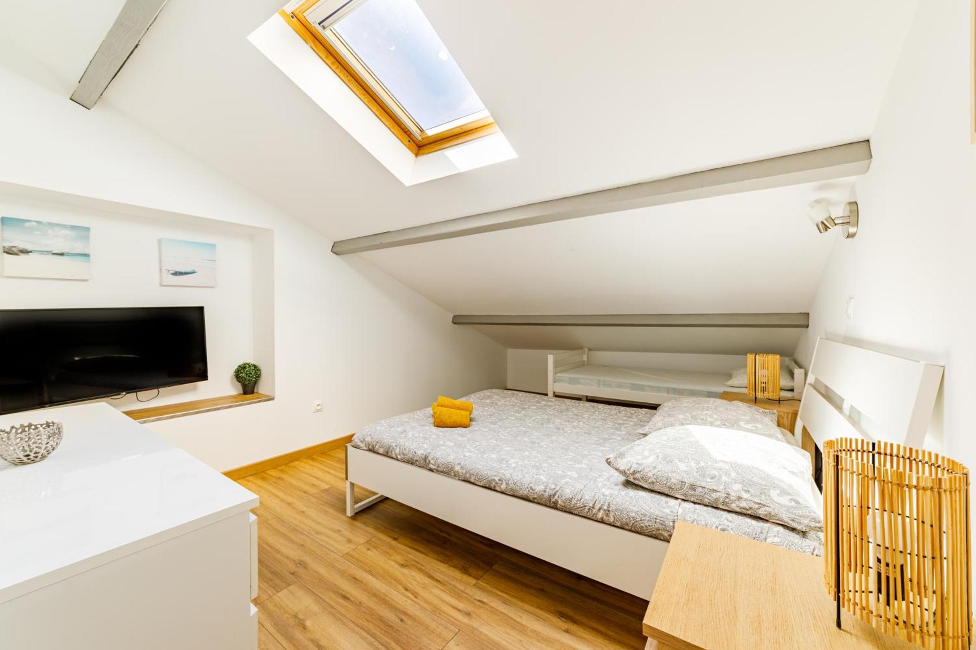 T3 Residence De Tourisme Voltaire Hyères Kültér fotó