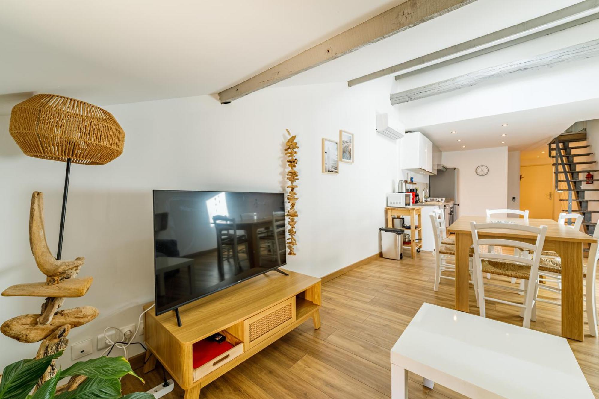 T3 Residence De Tourisme Voltaire Hyères Kültér fotó